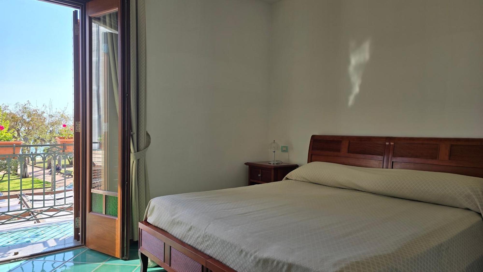 Hotel Pisacane Sapri Eksteriør bilde